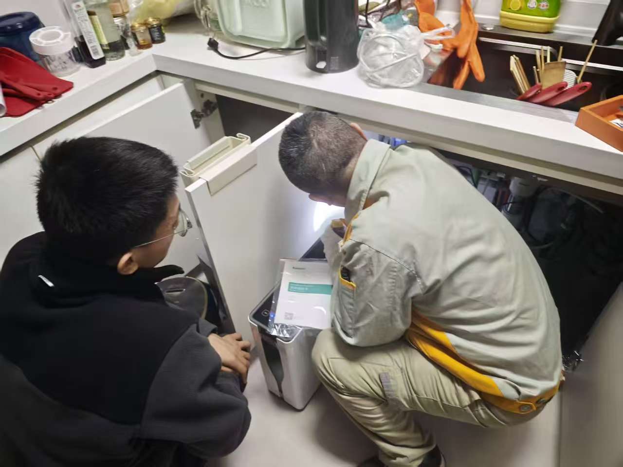 经发物业多方联动扎实做好供暖保障