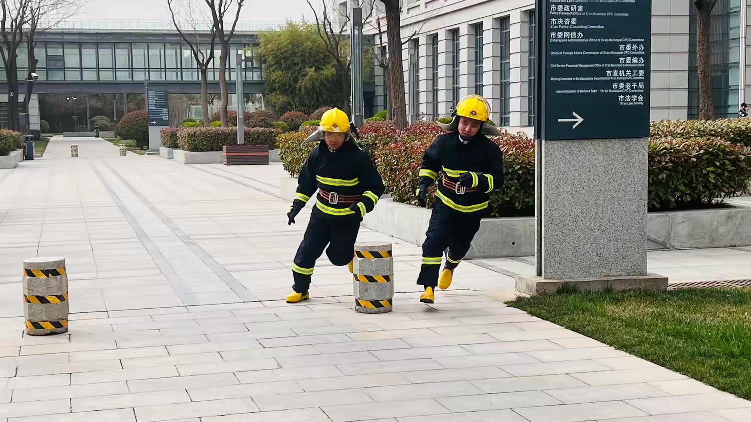 经发物业开展消防电梯双演练 构筑安全防护网