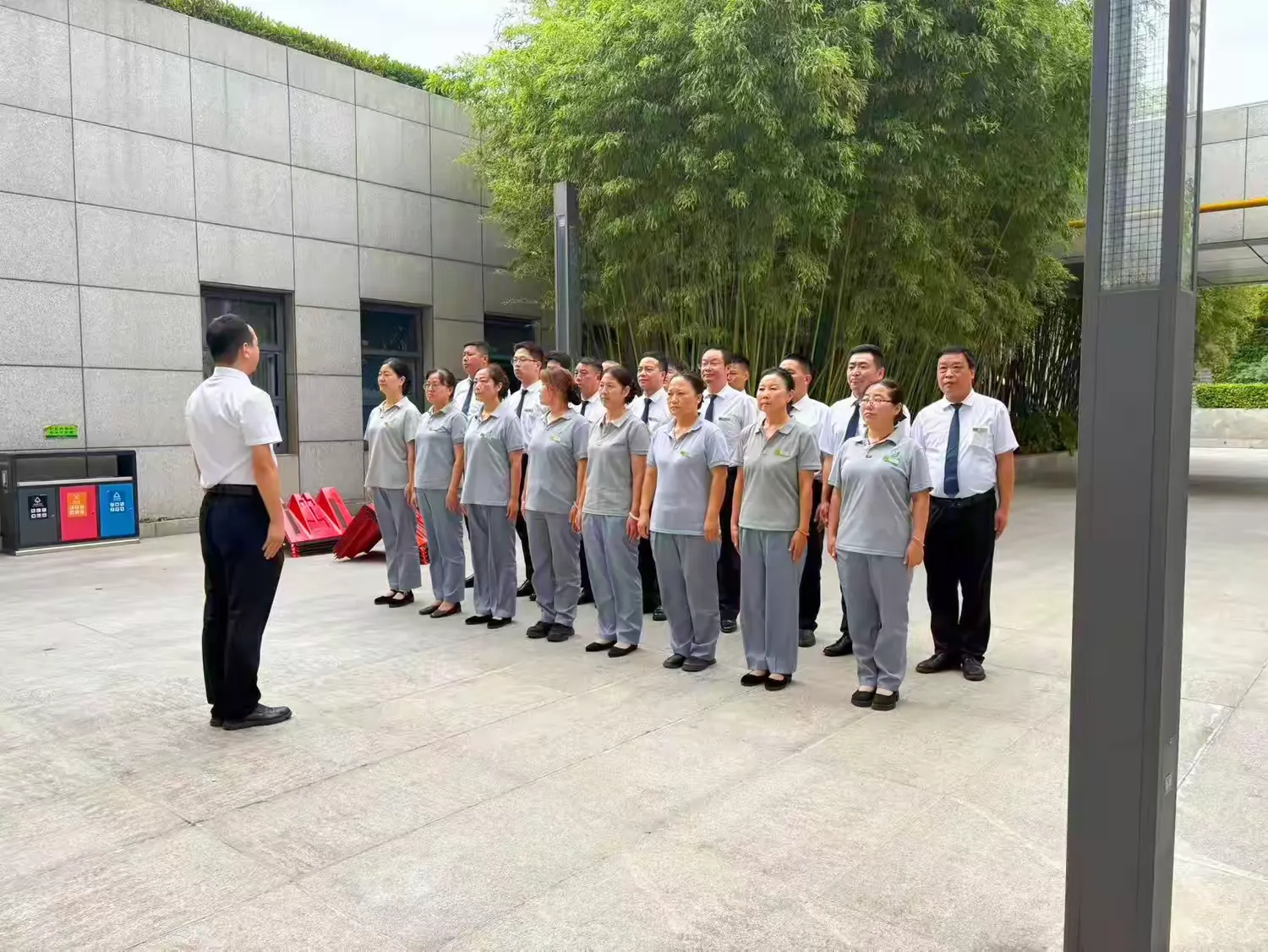 经发物业全流程防汛 稳稳守护业户安全