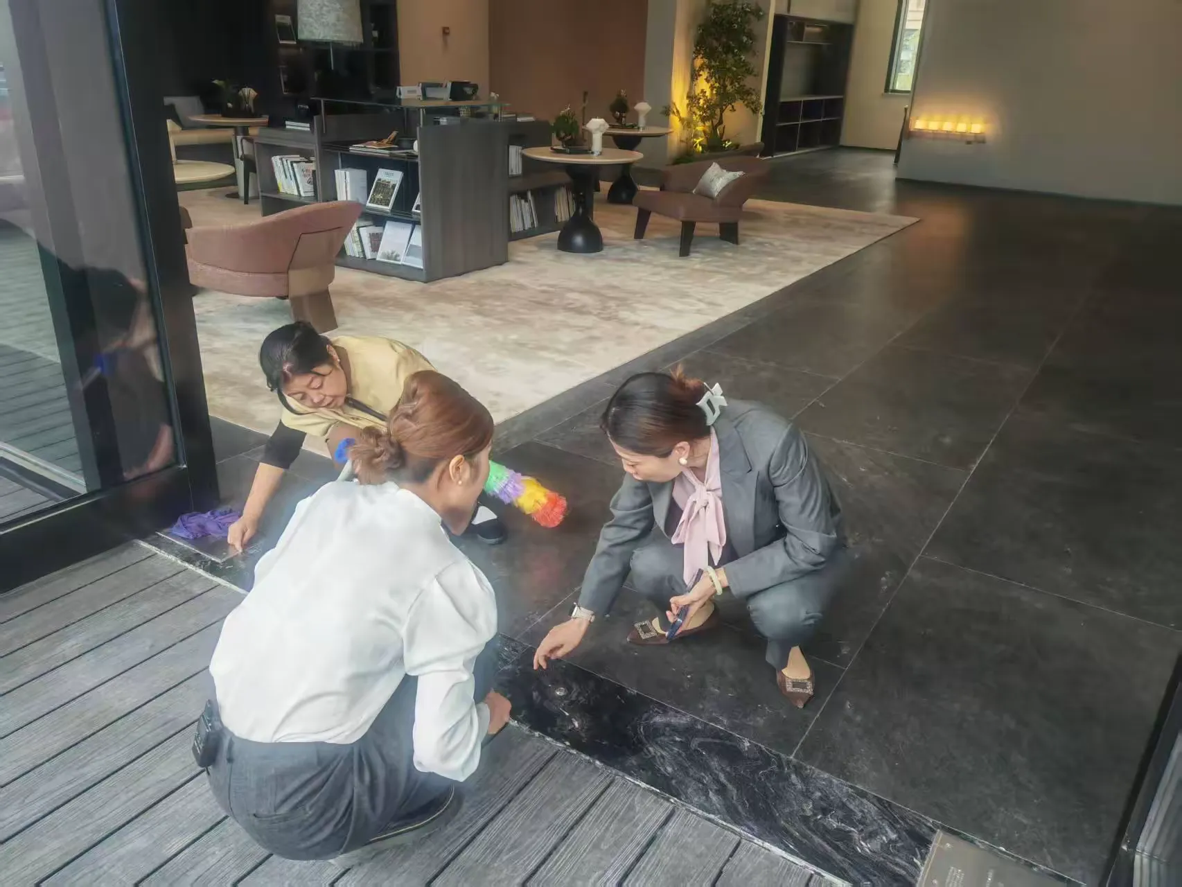 双盘闪耀 品质护航|经发物业卖场部高效协作铸就开盘荣光